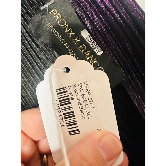 Bronx & Banco Women's Metallic Purple Florence One Shoulder Gown Dress Size XL - Picture 10 of 12